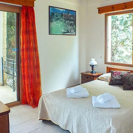 וילה In Sleeps 6 Includes Swimming Pool Air Con And Wifi *